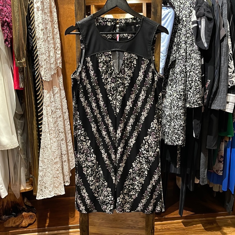 Floral dress small